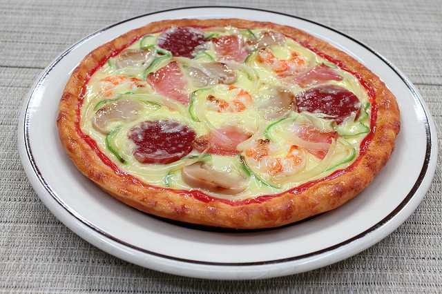 株式会社 東京美研‐食品サンプル・企画・製造‐ ミックスピザ1