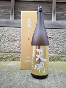天明　純米大吟醸金色1.8L