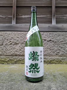 まんさく純米吟醸生原酒槽しずく1.8L